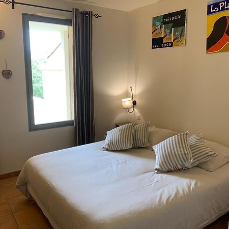 Appartement Cosy Avec Climatisation Reversible Golf De Saumane Exteriör bild